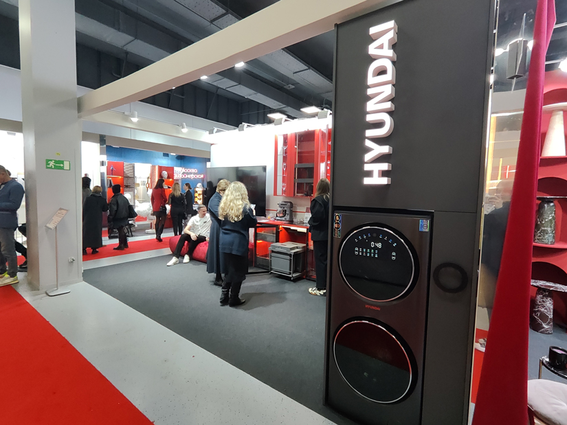 Стенд HYUNDAI